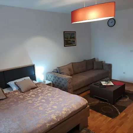 Hellenik Lux Studio *